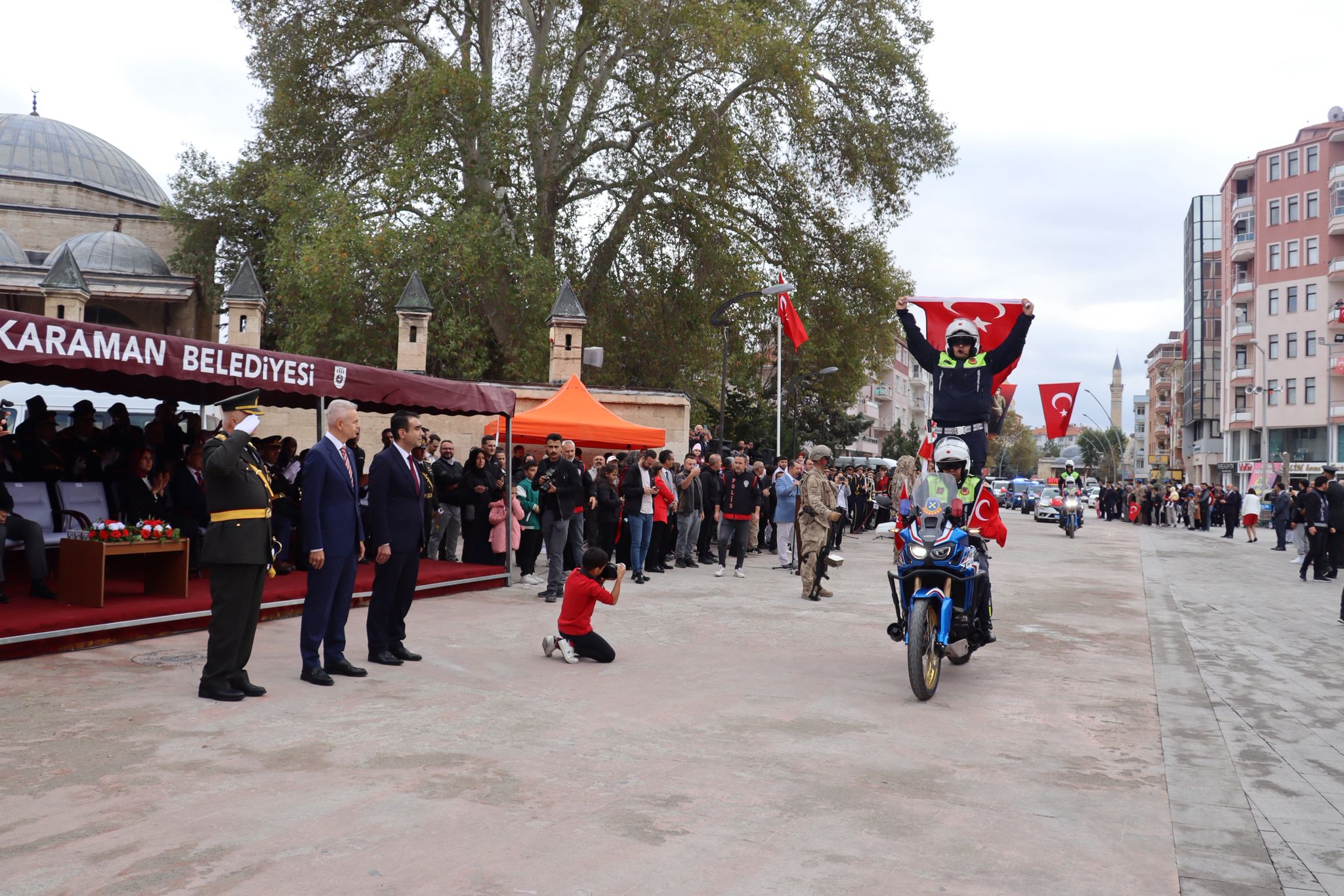 coşku ile kutlanmıştır.