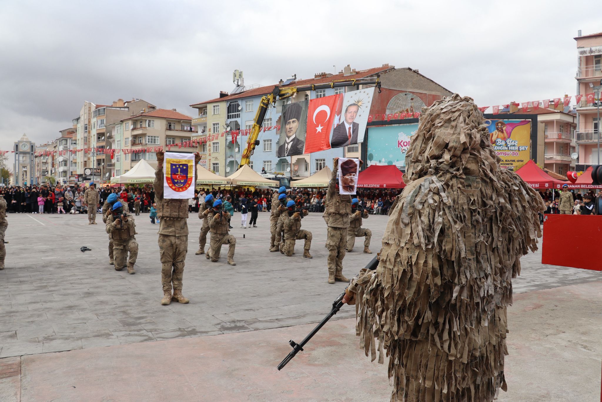 coşku ile kutlanmıştır.