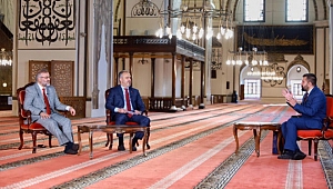CAMİLER İBADET YERİDİR, ŞOV SAHNESİ DEĞİL