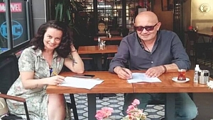 Ünlü Ressam Kani Kaya İle Güzel oyuncu Aycin Tuyun Bir