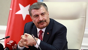 Yeşilay Dergisi'nin kapağında Sağlık Bakanı Dr. Fahrettin Koca imzası