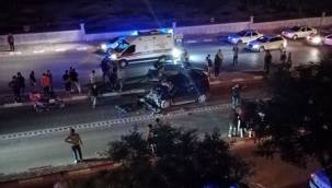 Karaman'da hafif ticari araç ile otomobilin çarpıştığı kazada 2 kişi yaralandı.