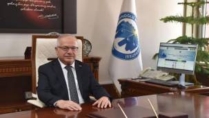 REKTÖR NAMIK AK'TAN BABALAR GÜNÜ MESAJI