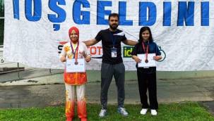 WUSHU’DA BİR GÜMÜŞ, BİR BRONZ MADALYA