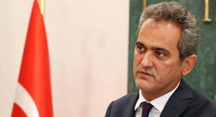 Bakan Özer: 'Öğrencilerimiz İle İlgili Şu Anda Ne Aşı Ne De PCR Hiçbir Zorunluluk Yok'