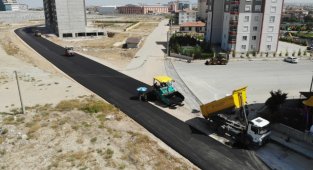 PİRİ REİS MAHALLESİ’NDE ASFALT ÇALIŞMASI