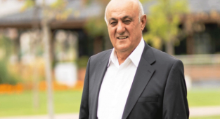  BAŞKAN ERKOYUNCU; DEĞERLERİMİZE BAĞLILIK TEMEL ÇİZGİMİZ, GELECEĞE DAİR UMUDUMUZ EN BÜYÜK İTİCİ GÜCÜMÜZDÜR