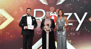 Hastalarıyla kurduğu iletişim Belma Dönertaş'a ödül getirdi