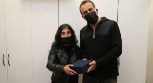 UYUM ÖĞRENCİLERİNE HALUK LEVENT SÜRPRİZİ