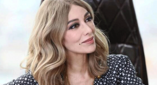 ZERRİN TEKİNDOR: “KADININ DÜNYASI, ZENGİNLİĞİ
