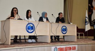 KMÜ'DE MEZUN ÖĞRENCİ BULUŞMASI