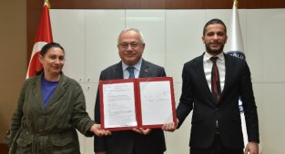 KMÜ VE KARAMAN UĞUR OKULLARI ARASINDA PROTOKOL İMZALANDI