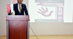Liderden Takıma, Takımdan Okula Projesi İle Okul Yöneticilerine Eğitimler Verildi