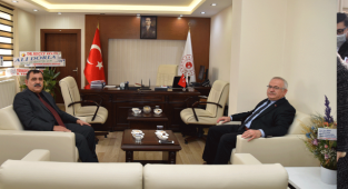 REKTÖR NAMIK AK'TAN, İL MÜDÜRÜ ONHAN’A HAYIRLI OLSUN ZİYARETİ