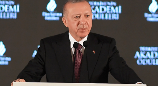 İLİM YAYMA ÖDÜLLERİ, BİR KEZ DAHA AKADEMİ VE BİLİM DÜNYASININ TAKDİRİNİ KAZANDI