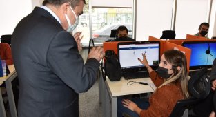 Vali Işık'tan Alo 170 İletişim Merkezine Sürpriz Ziyaret