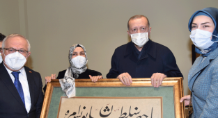 CUMHURBAŞKANI ERDOĞAN KMÜ’DE