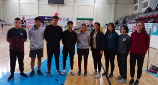 KARAMAN ANADOLU LİSESİ BADMİNTON TAKIMI TÜRKİYE FİNALLERİNDE