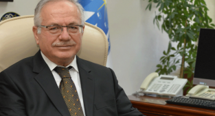 REKTÖR NAMIK AK’TAN 10 OCAK ÇALIŞAN GAZETECİLER GÜNÜ MESAJI