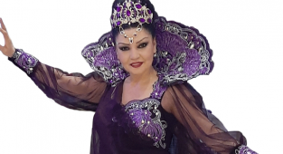 ŞAHSENEM'İN YILBAŞI ZERAFETİ