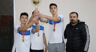KARAMAN’DA DÜZENLENEN FLOOR CURLİNG MÜSABAKALARI SONA ERDİ