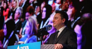 ALİ BABACAN DEVA KADINDA ZİRVESİNDE KONUŞTU