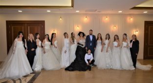 PODYUMA ADIM ATTI