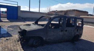 Vali Işık Yangında Zarar Gören Dülger Ailesine Geçmiş Olsun Ziyaretinde Bulundu