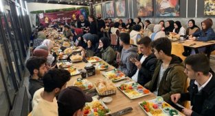 AK Parti kadroları olarak ramazan ayını dolu dolu yaşamaya gayret ediyoruz.