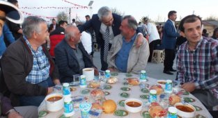 Ayrancılılar iftarı memleketlerinde hemşerileriyle açtı