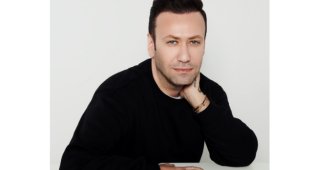 Özgür Aras, Kral Grubu'nda!