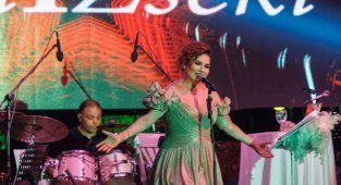 Antalyalılara unutulmaz bir konser verdi…