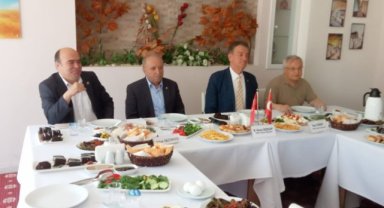 Mustafa Hüsnü Bozkurt :Sokaktaki her 3 gençten biri işsiz.