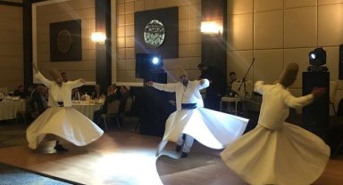 REKTÖR NAMIK AK, YABANCI MİSAFİRLER İÇİN DÜZENLENEN PROGRAMA KATILDI