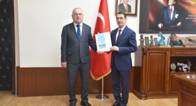 TÜRKMENİSTAN ANKARA BÜYÜKELÇİSİ AMANLIYEV KMÜ'DE