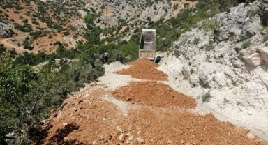 BAĞ YOLLARINDA İYİLEŞTİRME ÇALIŞMALARI YAPILIYOR