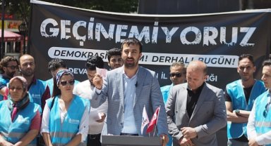 BİRDE UTANMADAN BUNUNLA ÖVÜNÜYOR MUSUNUZ?
