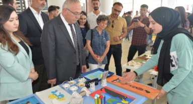 KMÜ’DE 'SAĞLIK ELİMİZDE' SERGİSİ AÇILDI