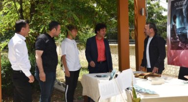 KMÜ'DE ŞEHİT AİLELERİ YARARINA İMZA GÜNÜ