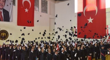 Vali Tuncay Akkoyun Karaman Polis Meslek Eğitim Merkezi 27. Dönem Mezuniyet Törenine Katıldı