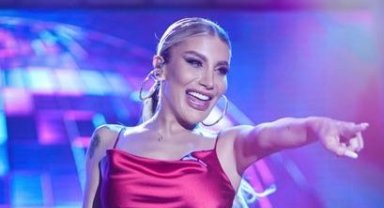 İrem Derici 30 Ağustos Zafer Bayramı konserinde Adaşına Umut Oldu!