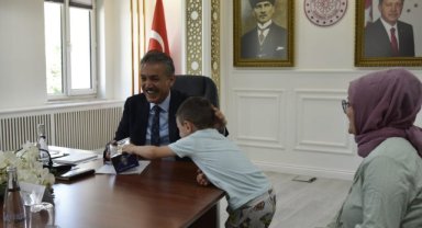Valimiz Sn. Tuncay Akkoyun Halk Günü Buluşması'nda Vatandaşlarımızı Dinledi