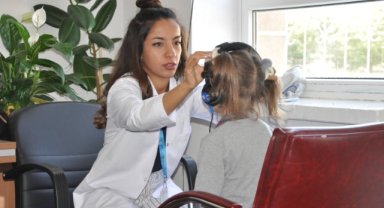 OKUL ÇAĞI ÇOCUKLARDA İŞİTME TARAMA PROGRAMI BAŞLADI