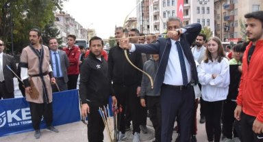 AMATÖR SPOR HAFTASI RENKLİ GÖRÜNTÜLER EŞLİĞİNDE BAŞLADI