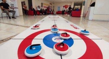 GSB KARAMAN YURTLARINDA FLOOR CURLİNG HEYECANI