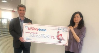 ılgın Sayısal Loto talihlisi çekini aldı