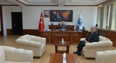 KARAMAN DEFTERDARI ERTEKİN'DEN REKTÖR KARAMAN'A ZİYARET