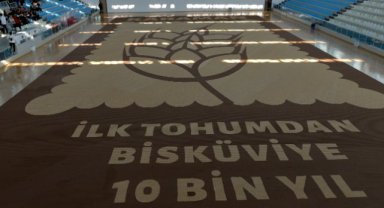 KMÜ'DE ‘DÜNYANIN EN BÜYÜK BİSKÜVİ MOZAİĞİ' TESCİLLENDİ