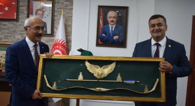 LÜTFİ ELVAN KARAMAN İL GENEL MECLİSİNİ ZİYARET ETTİ