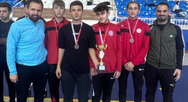 OKUL SPORLARI BADMİNTONDA ŞAMPİYONLAR BELLİ OLDU